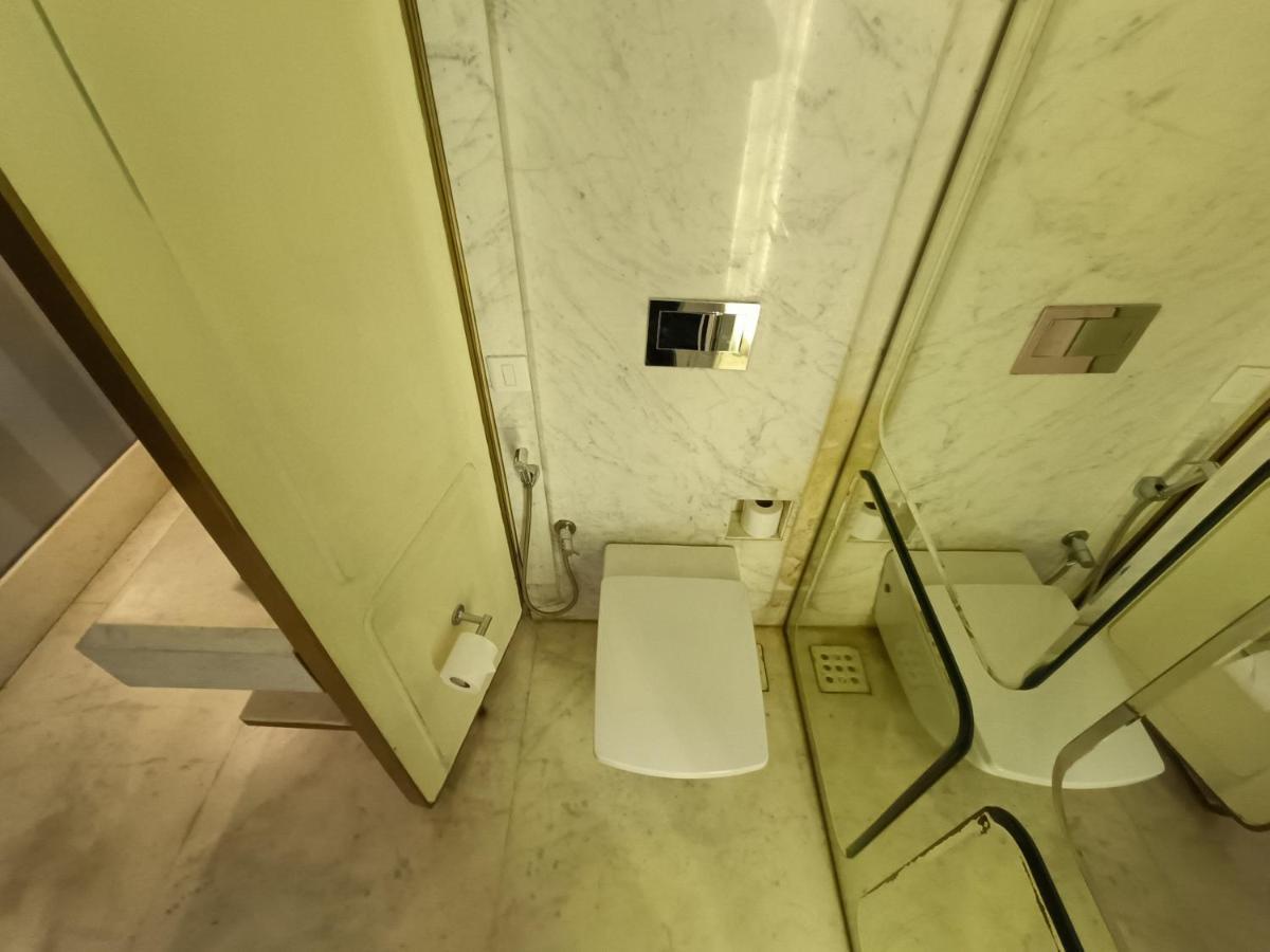 Boulevard By Design Hotel Madras Buitenkant foto