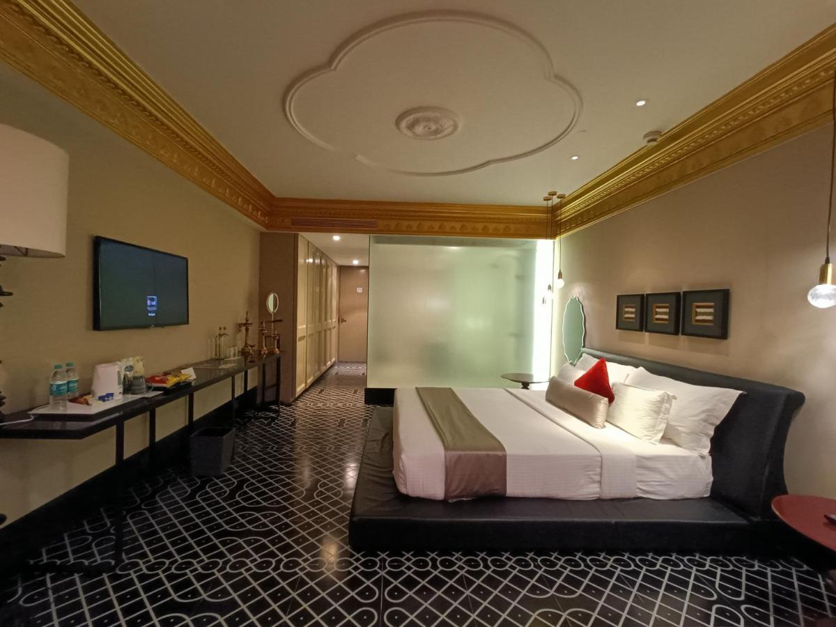 Boulevard By Design Hotel Madras Buitenkant foto