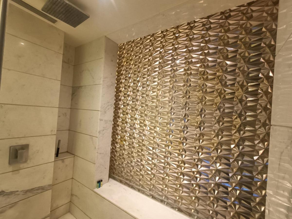 Boulevard By Design Hotel Madras Buitenkant foto